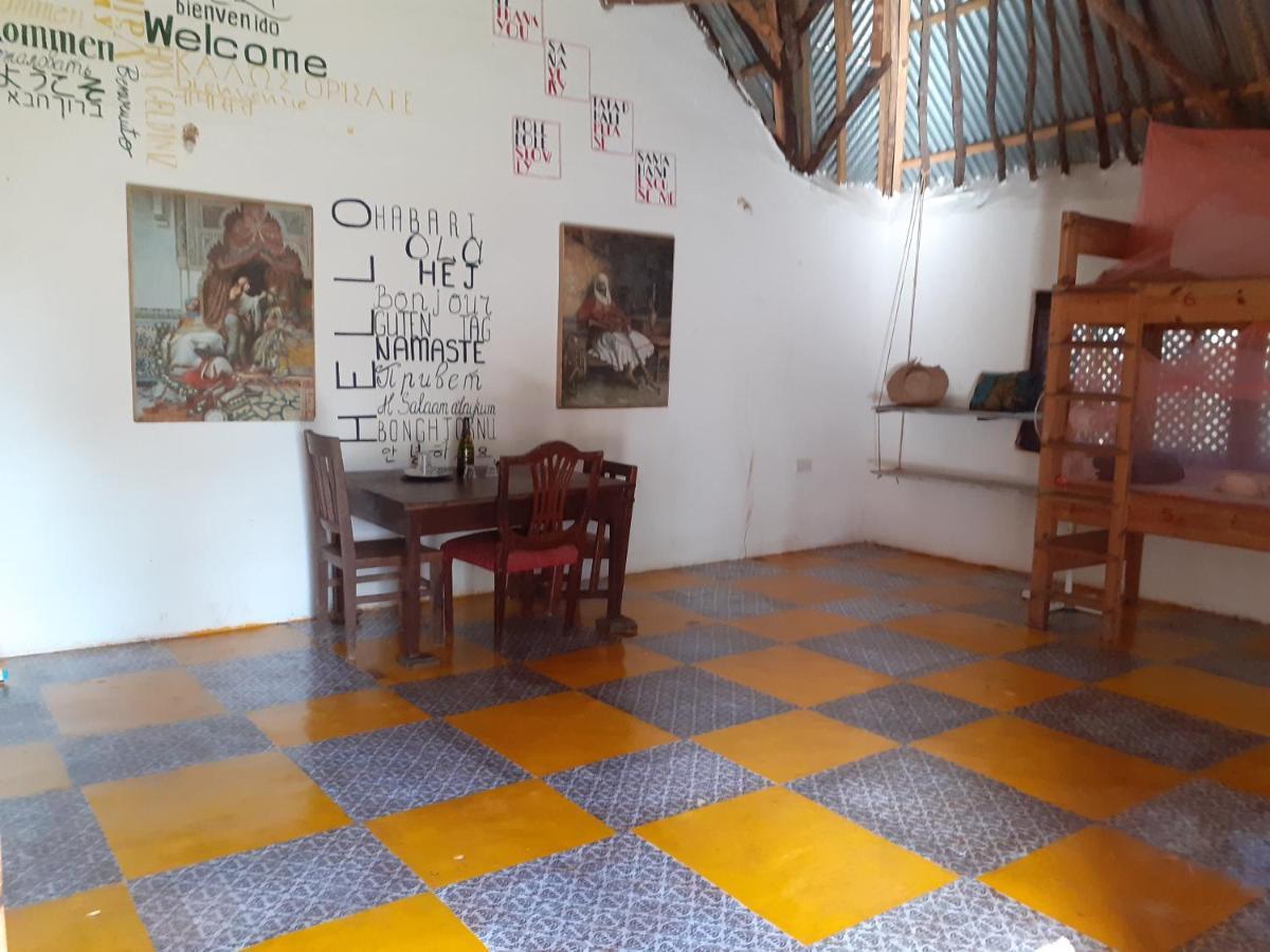 Gecko Nature Lodge Home Of Swahili Divers The Best Dive Center And Famous Gecko Restaurant Verani Esterno foto